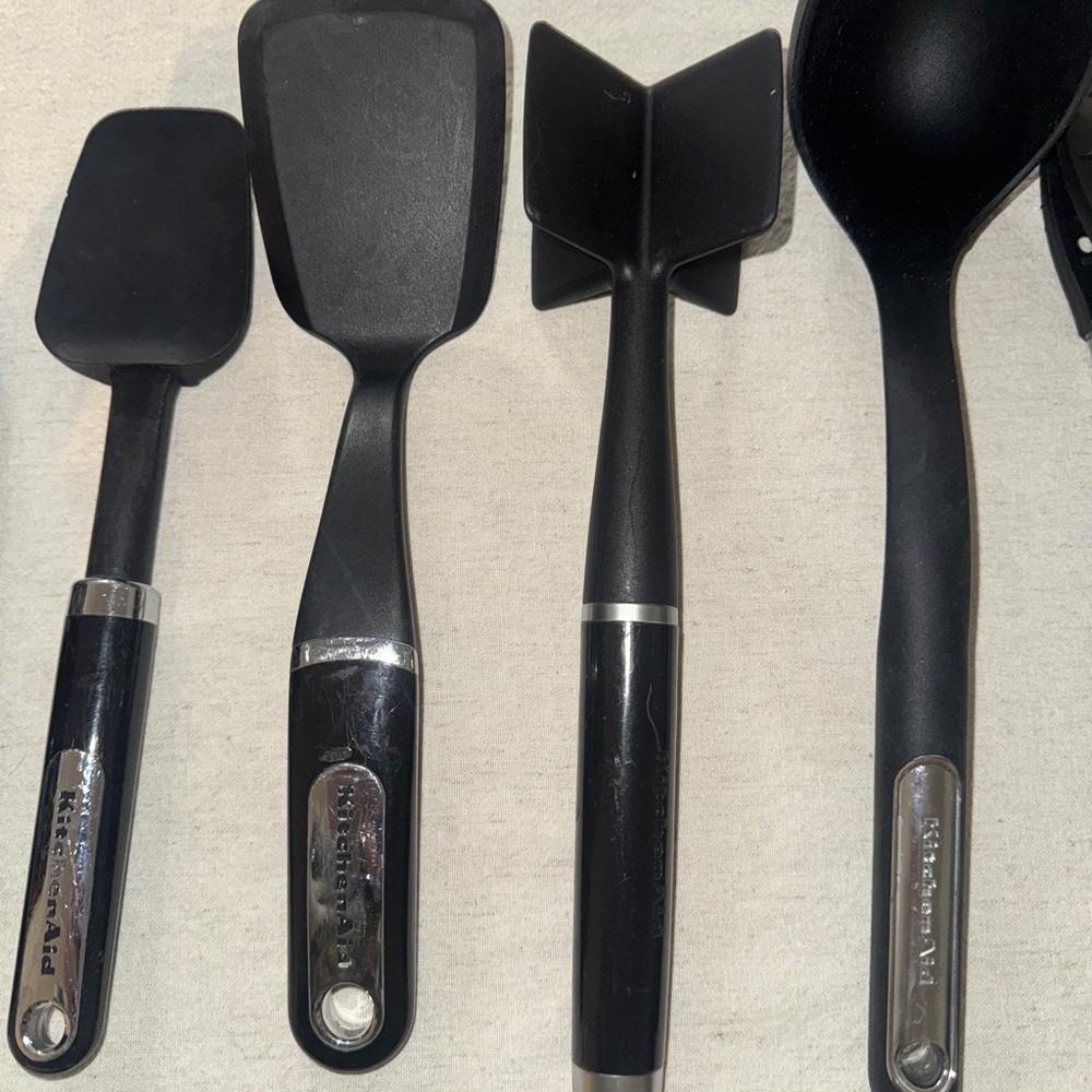 Kitchen Aid Cooking Utensils - Picture 4 of 5